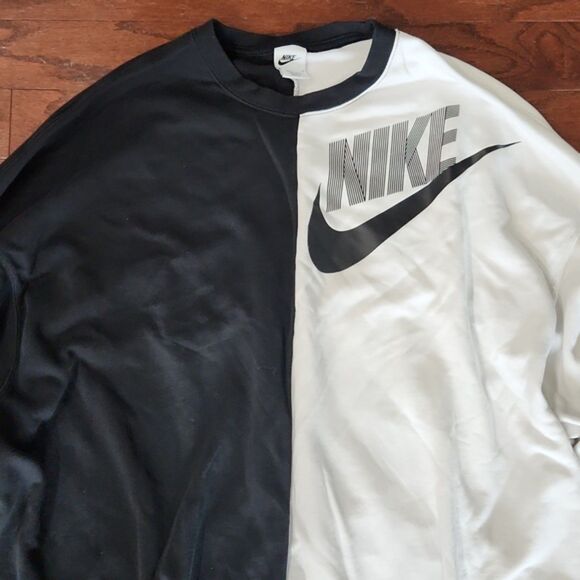 Nike Women's Oversized Fleece Dance Sweatshirt, Black/White, Size L, DV0328-010 - Picture 5 of 11